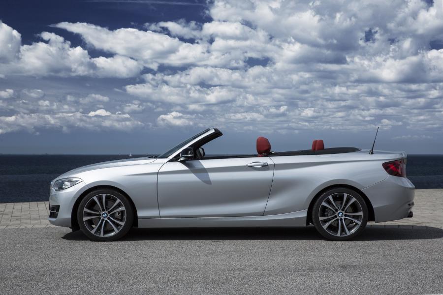  BMW 228i Convertible Sport Line 2014 года  (фото 8 из 66)